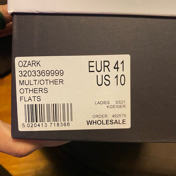 Kurt Geiger crocheted mules/slides size 10 - Picture 5 of 7